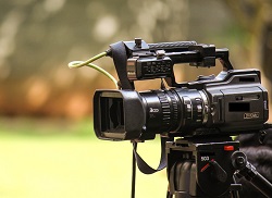 pixabay-sony-videocamera-200w-edit